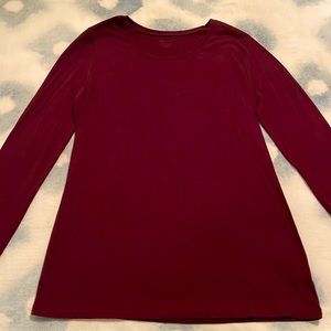 No Boundaries burgundy long sleeve cotton/polyester tee. Size  Junior XL 15-17